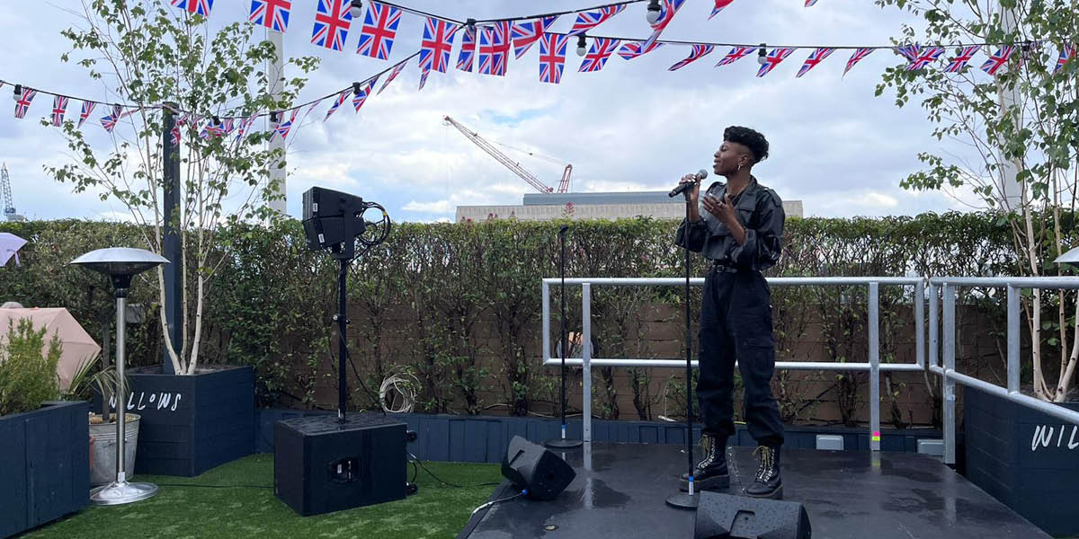 Miriam Teak 3 potcpq