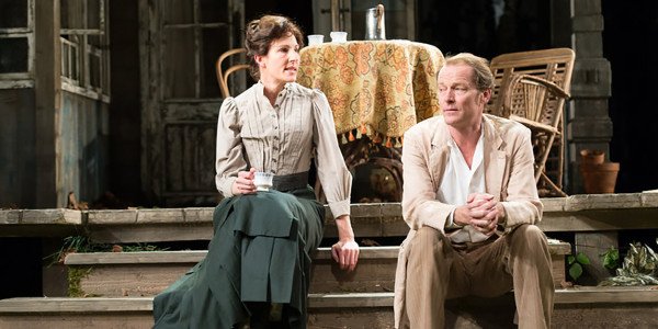 Tamsin Greig and Iain Glen star in Longing. Photo by Manuel Harlan kngj6i